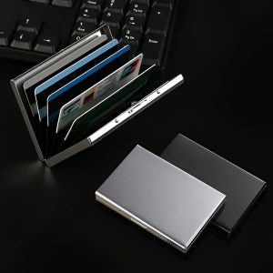 Kovová peněženka s blokováním RFID | CARDITKA